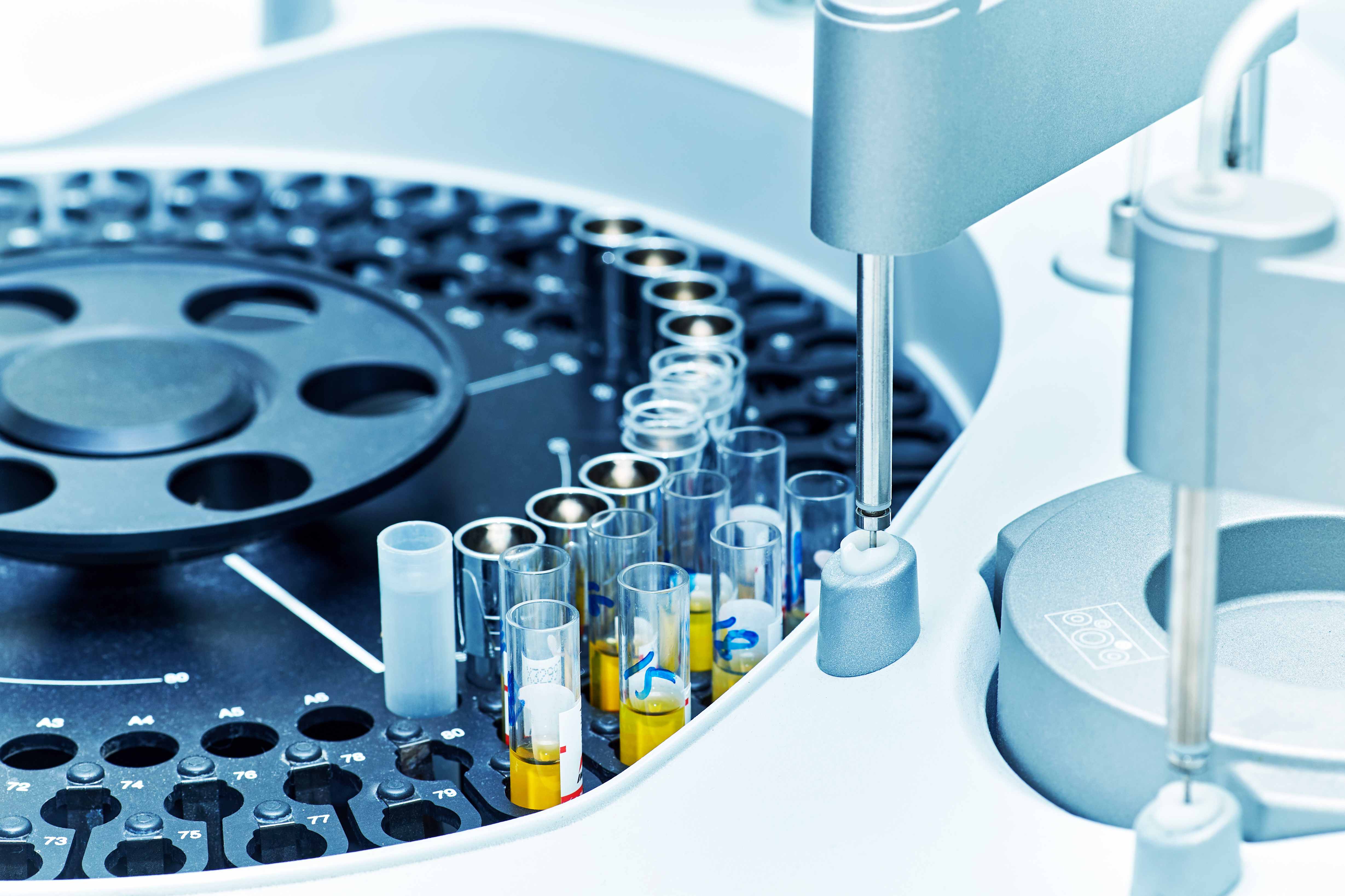 Modern robotic laboratory diagnostic equipment